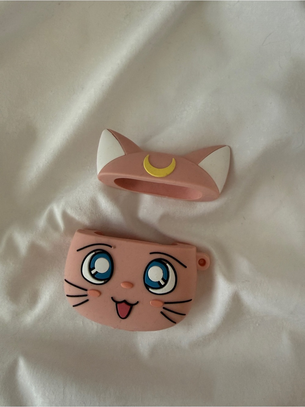 Sailor Moon Luna iPod case
